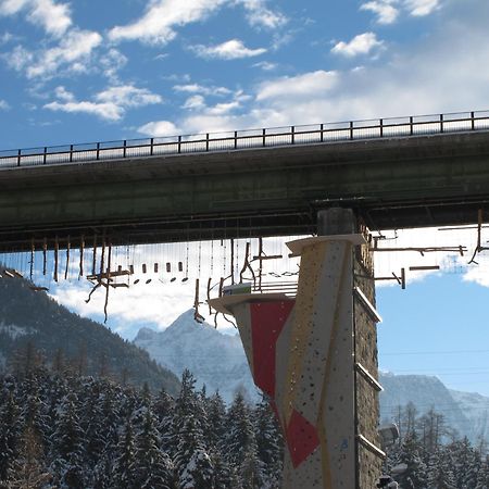 Area 47 - Tirol Hotel Otztal Bahnhof Bagian luar foto