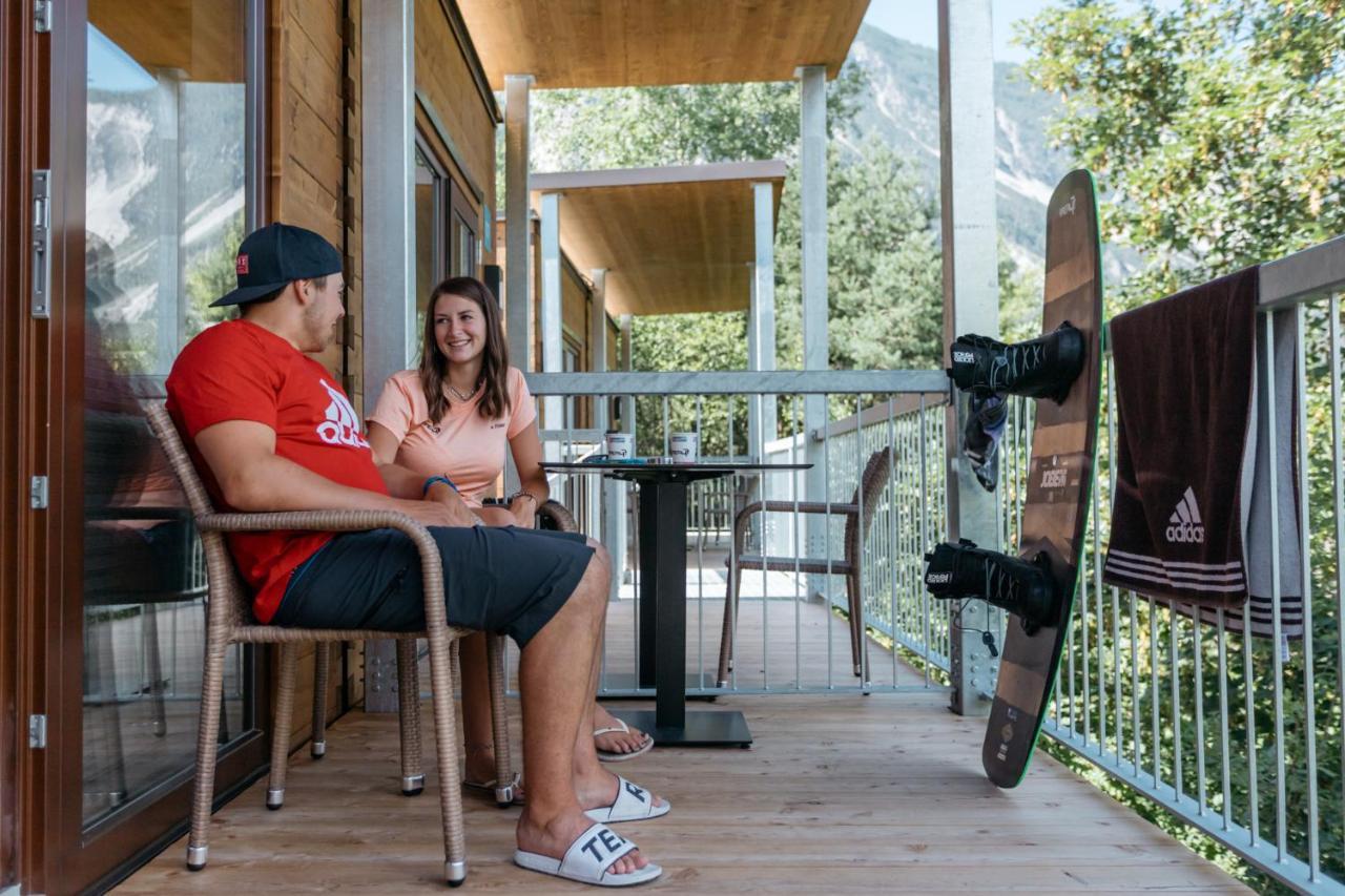 Area 47 - Tirol Hotel Otztal Bahnhof Bagian luar foto