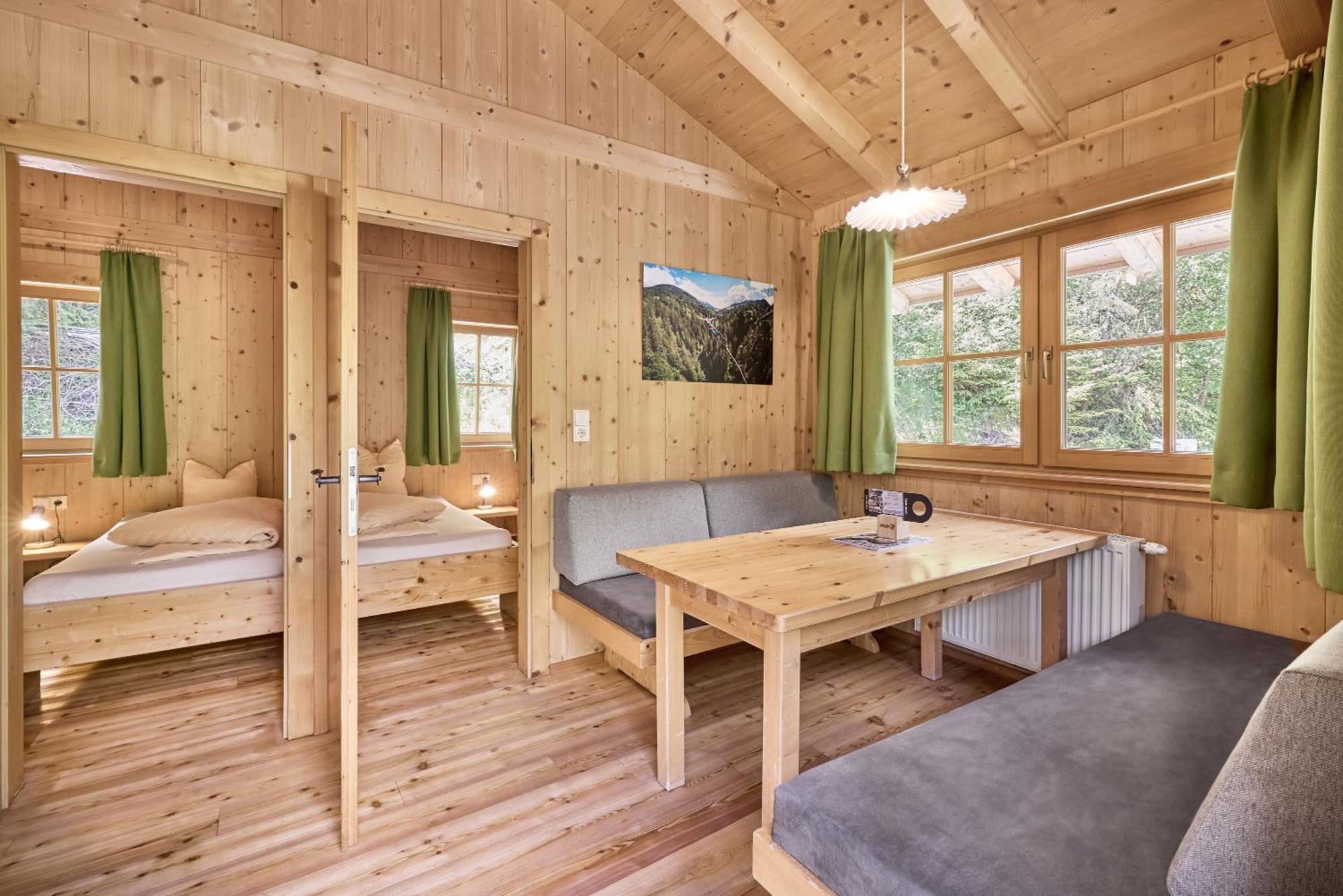 Area 47 - Tirol Hotel Otztal Bahnhof Bagian luar foto