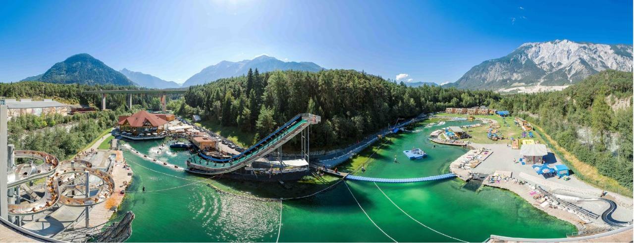 Area 47 - Tirol Hotel Otztal Bahnhof Bagian luar foto